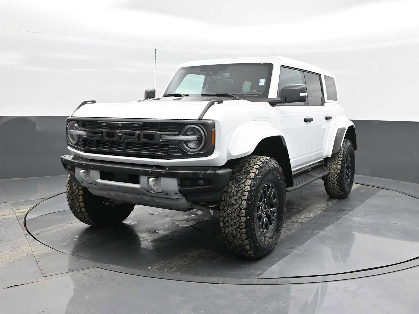 New 2025 Ford Bronco Raptor image 4