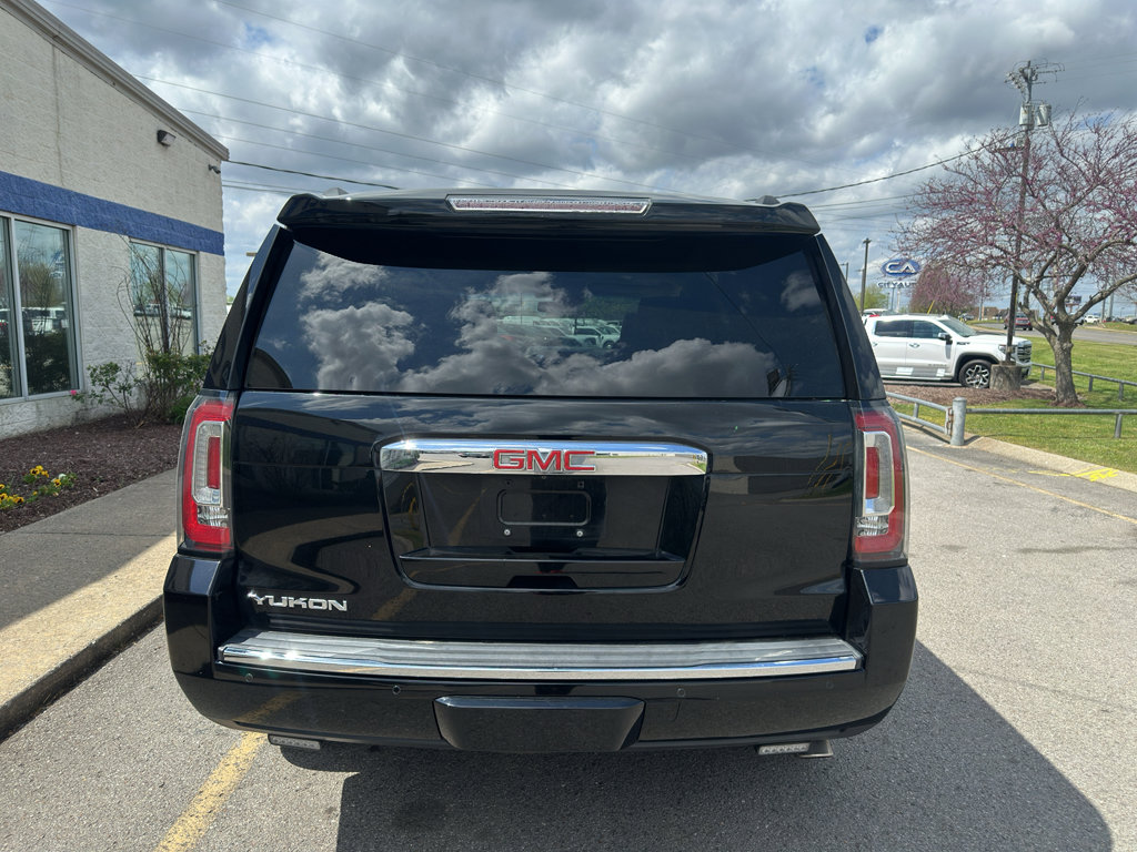 Used 2016 GMC Yukon Denali w/ Open Road Package image 5
