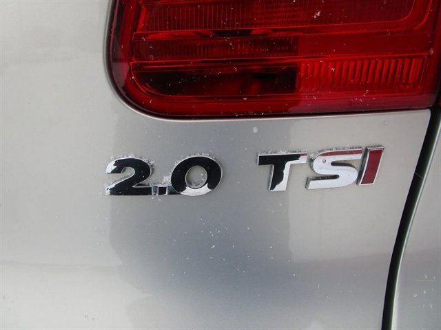 Used 2013 Volkswagen Tiguan S image 26