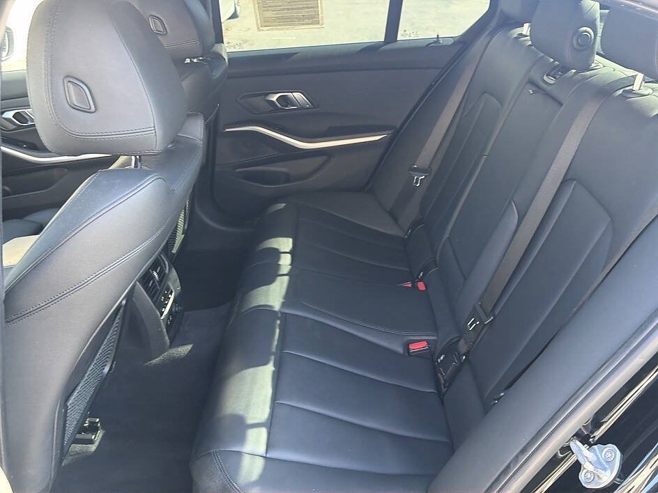 Used 2019 BMW 330i Sedan w/ Convenience Package RWD image 16