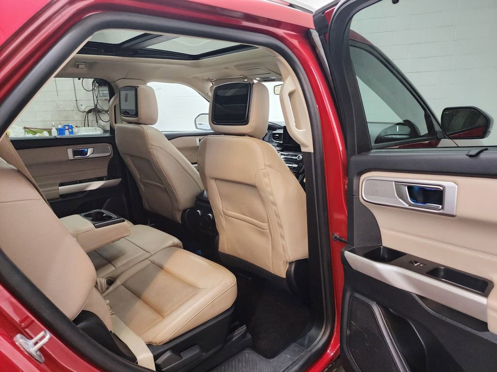 Used 2021 Ford Explorer Limited w/ Equipment Group 301A image 36