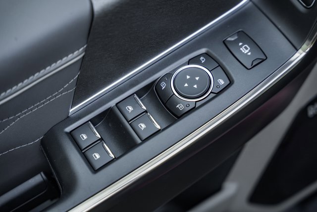 New 2026 Ford F250 Platinum image 44