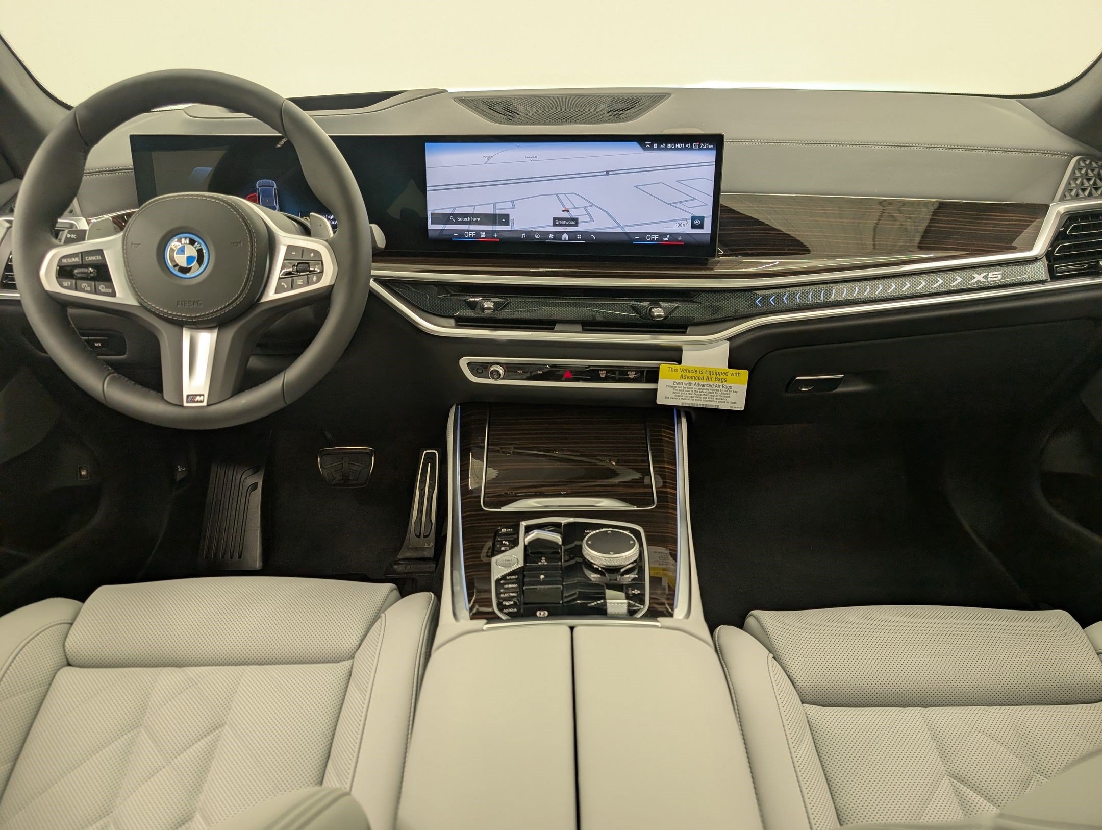 Used 2026 BMW X5 xDrive50e w/ M Sport Package AWD/4WD image 17