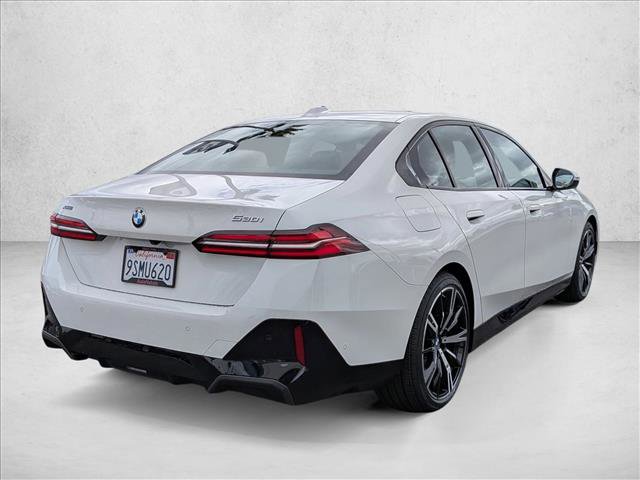Certified 2025 BMW 530i xDrive w/ M Sport Package image 5
