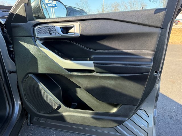 Certified 2024 Ford Explorer Limited AWD/4WD image 23