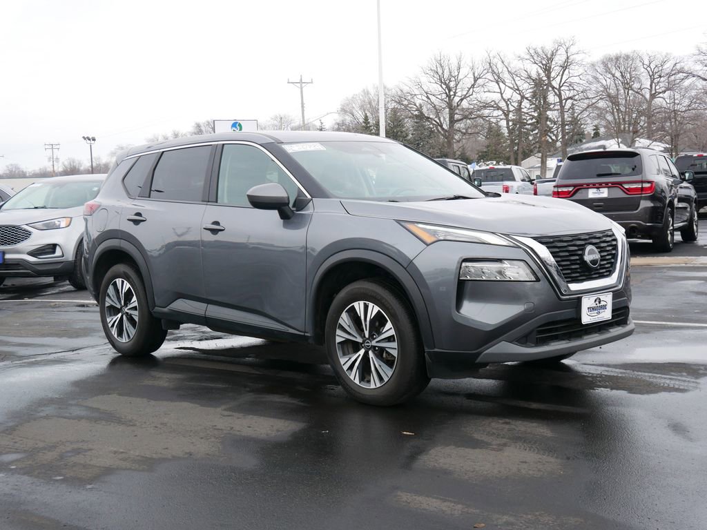 Used 2023 Nissan Rogue SV image 4