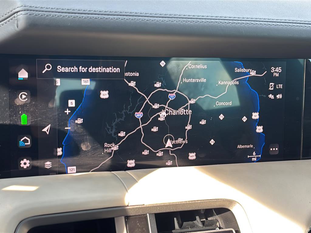 Used 2021 Porsche Taycan 4S image 46