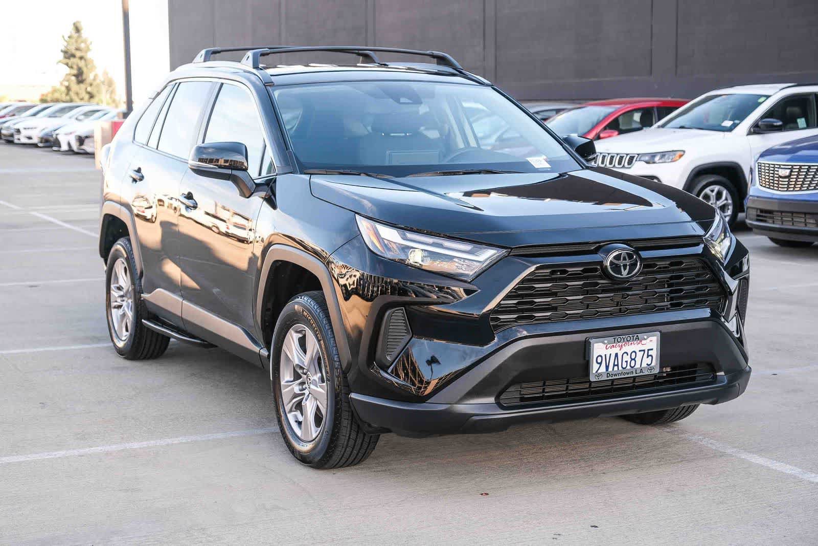 Certified 2025 Toyota RAV4 XLE FWD image 3