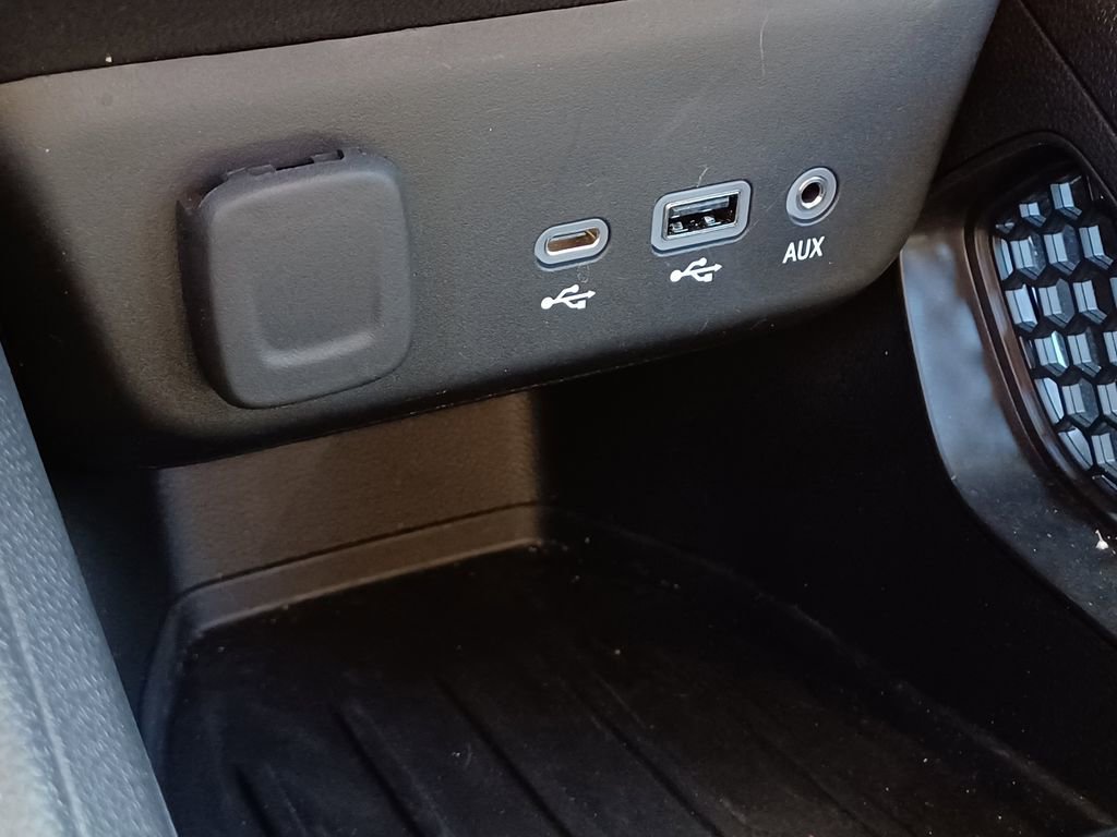 Used 2023 Chevrolet TrailBlazer LS FWD image 23