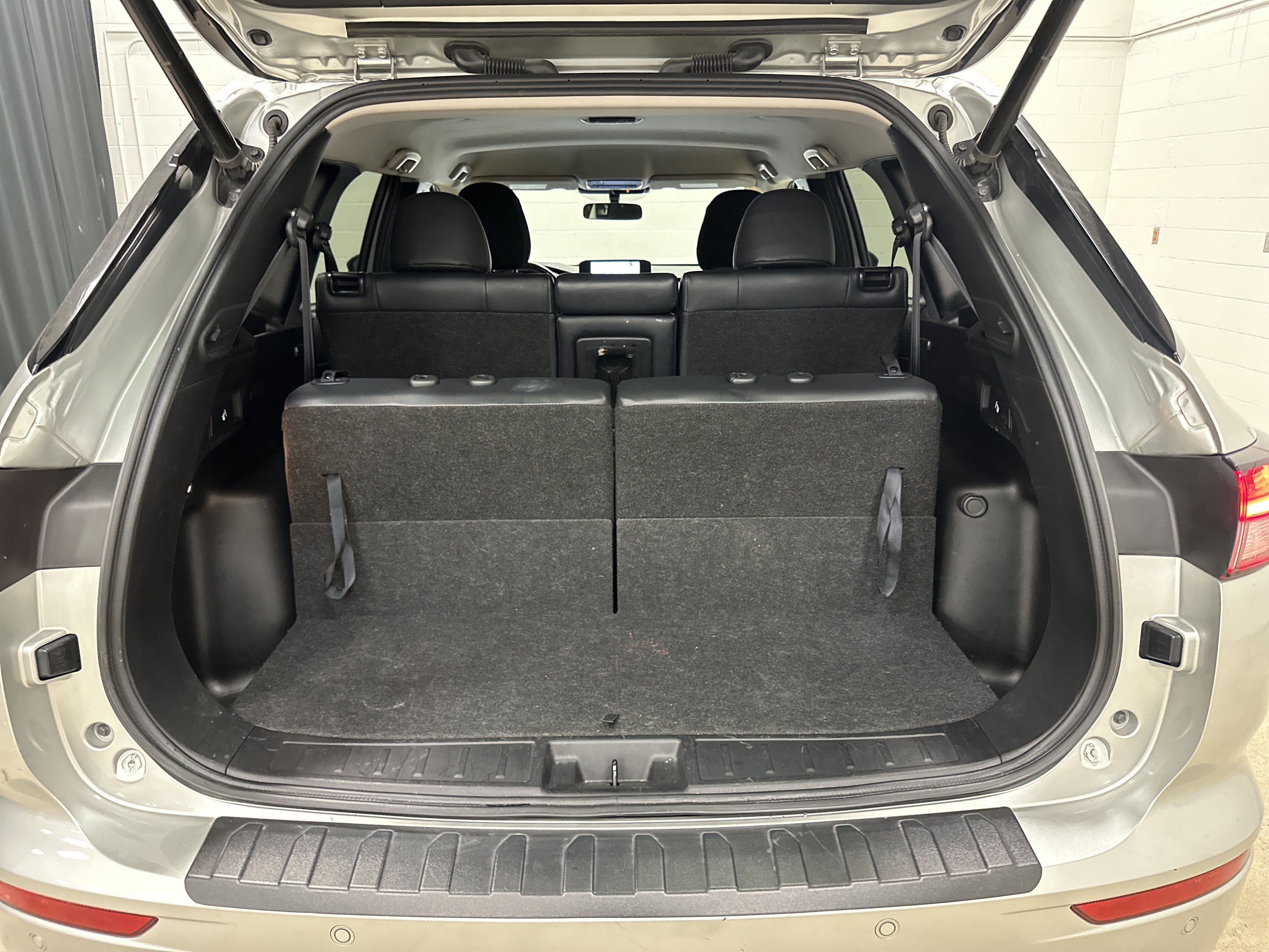 Used 2024 Mitsubishi Outlander SE AWD/4WD image 33