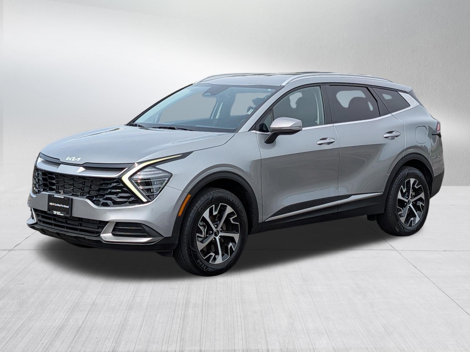 Certified 2024 Kia Sportage EX AWD/4WD image 3