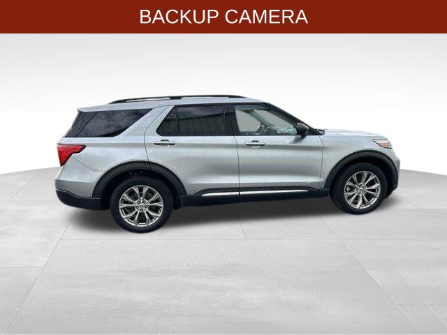 Used 2021 Ford Explorer XLT w/ Equipment Group 202A AWD/4WD image 8