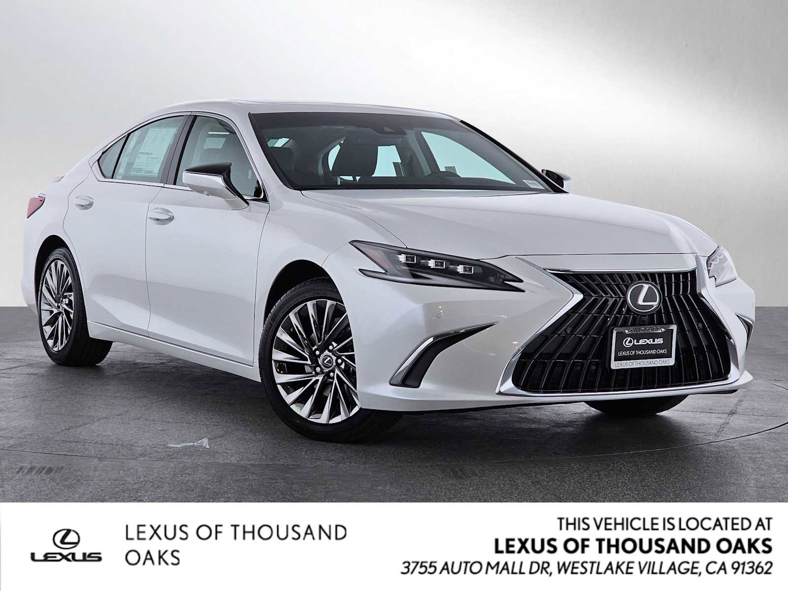 New 2025 Lexus ES 300h w/ Luxury Package