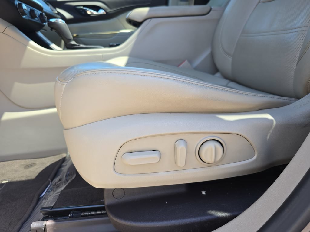 Certified 2019 GMC Acadia Denali w/ Technology Package AWD/4WD image 32