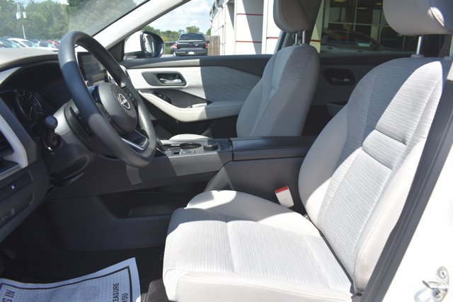 Used 2023 Nissan Rogue SV AWD/4WD image 14