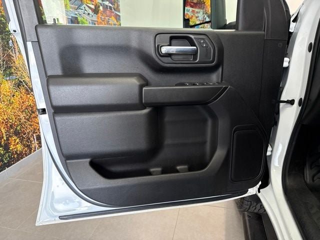 Used 2023 GMC Sierra 2500 Pro w/ Convenience Package AWD/4WD image 26