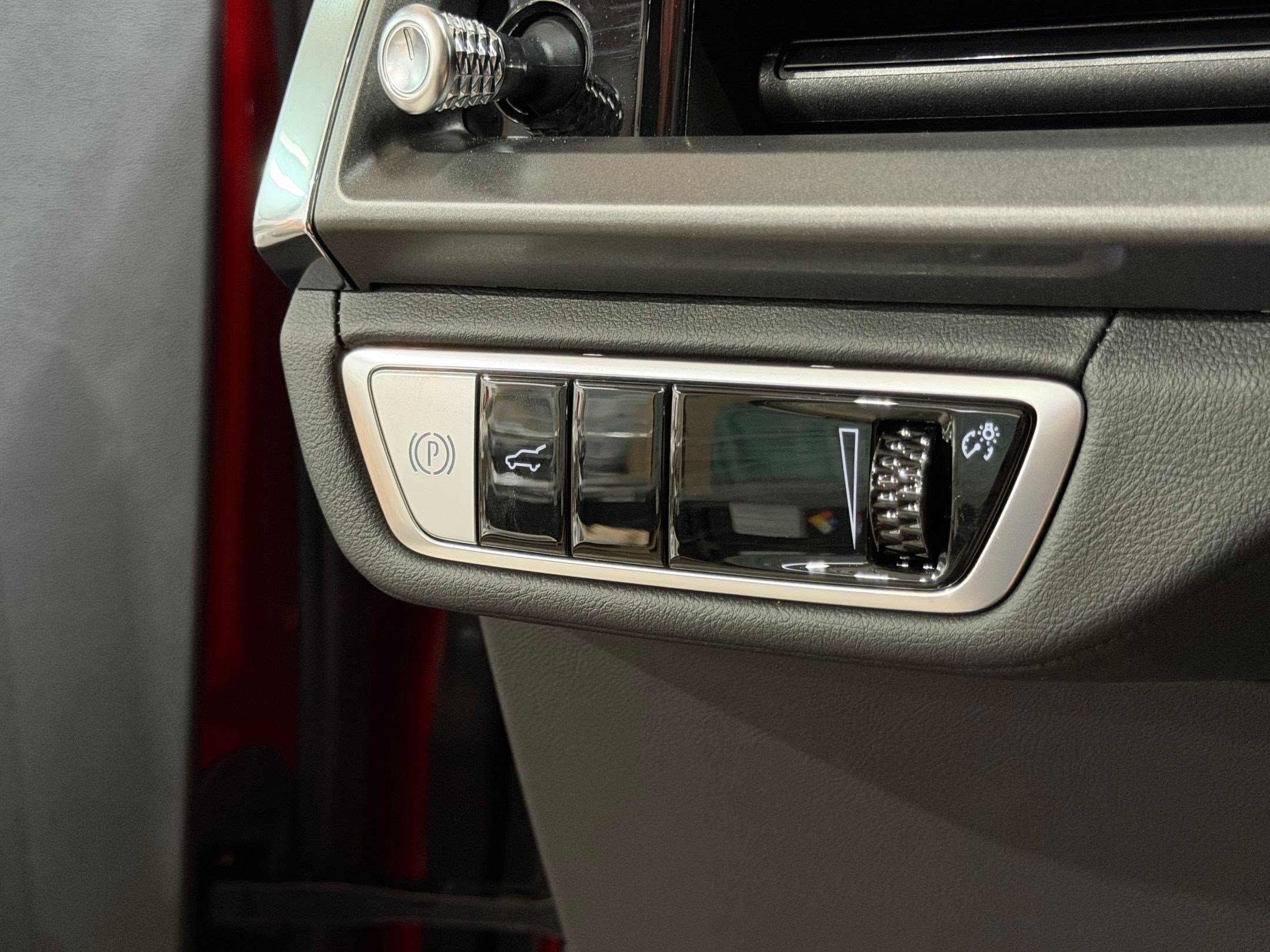 New 2026 Cadillac Vistiq Sport AWD/4WD image 15