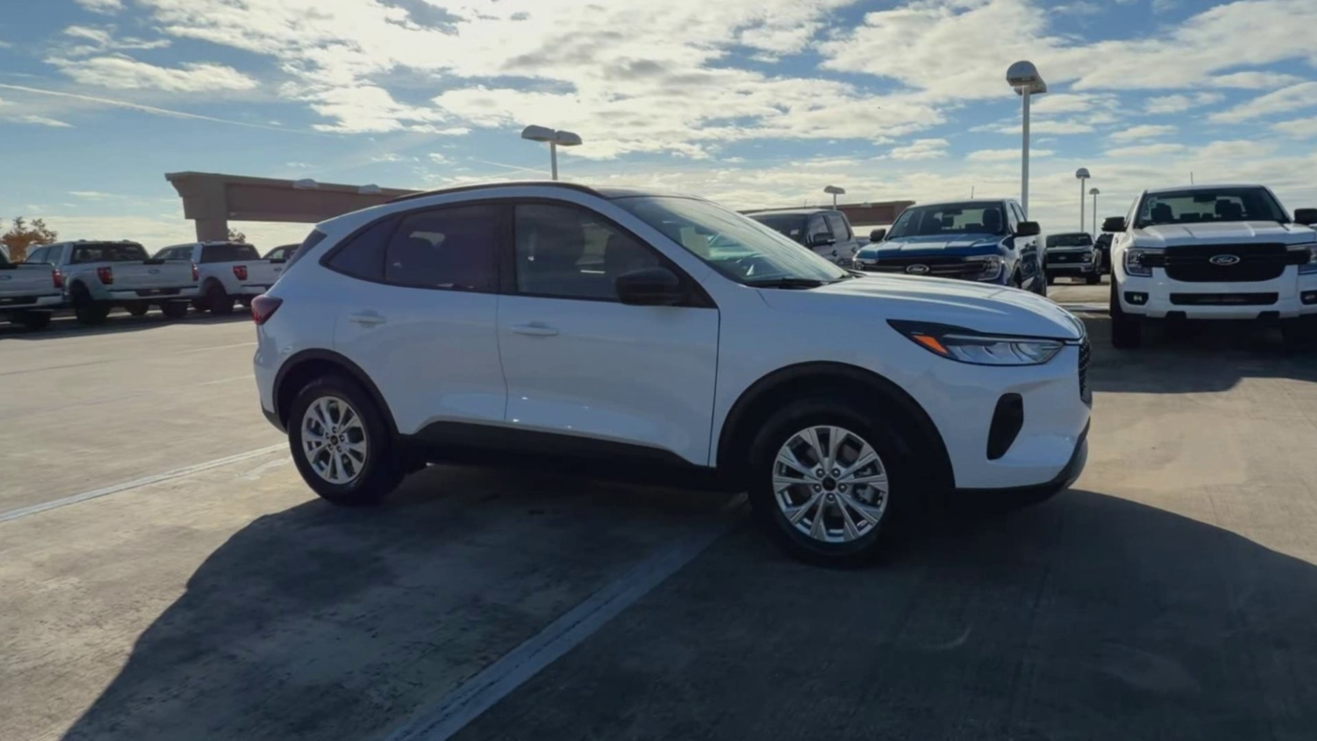 New 2026 Ford Escape Active FWD image 39