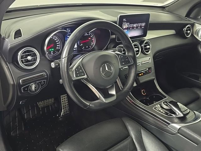 Used 2019 Mercedes-Benz GLC 43 AMG 4MATIC image 4