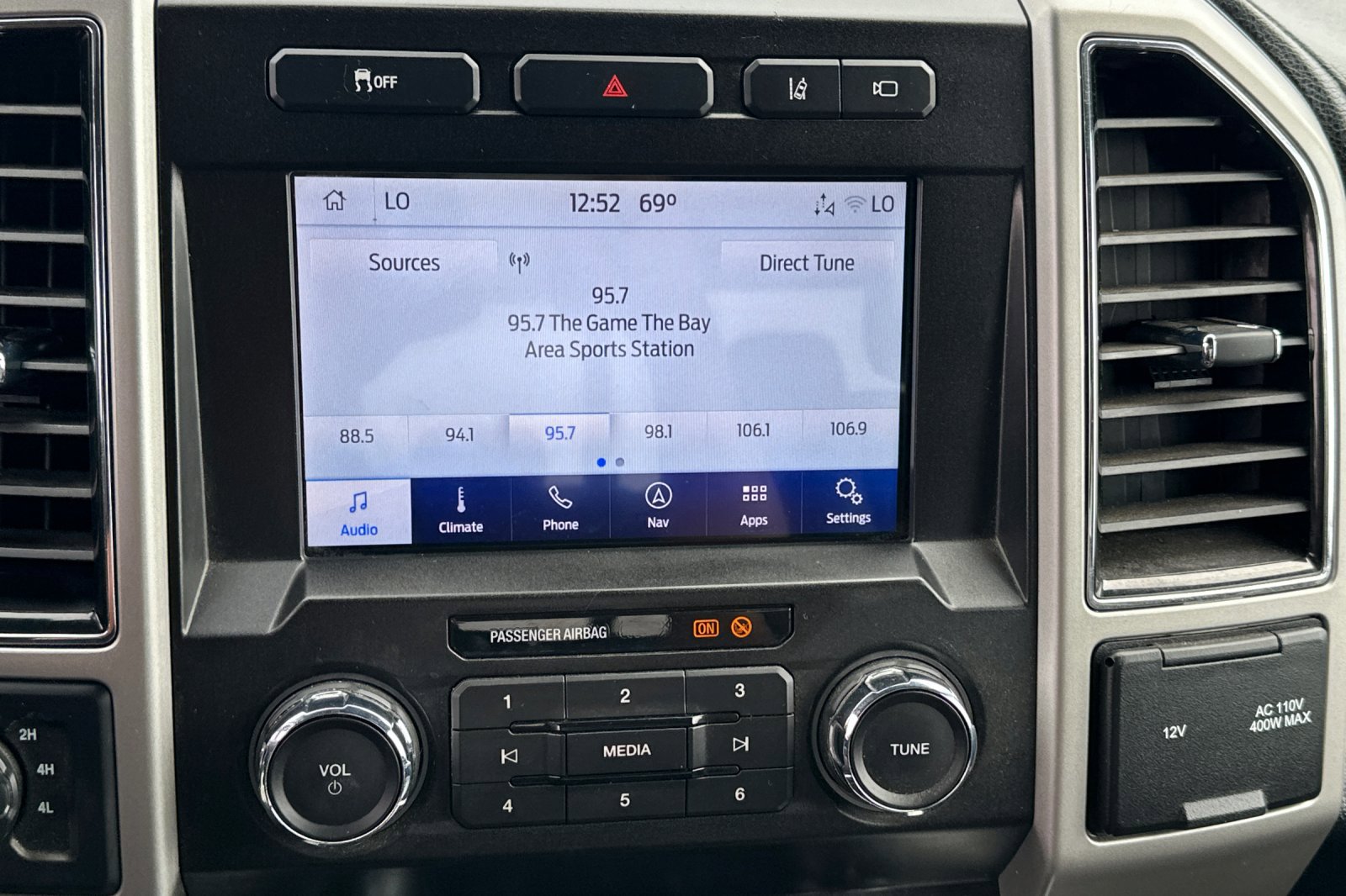 Used 2020 Ford F350 Lariat w/ Lariat Value Package image 16