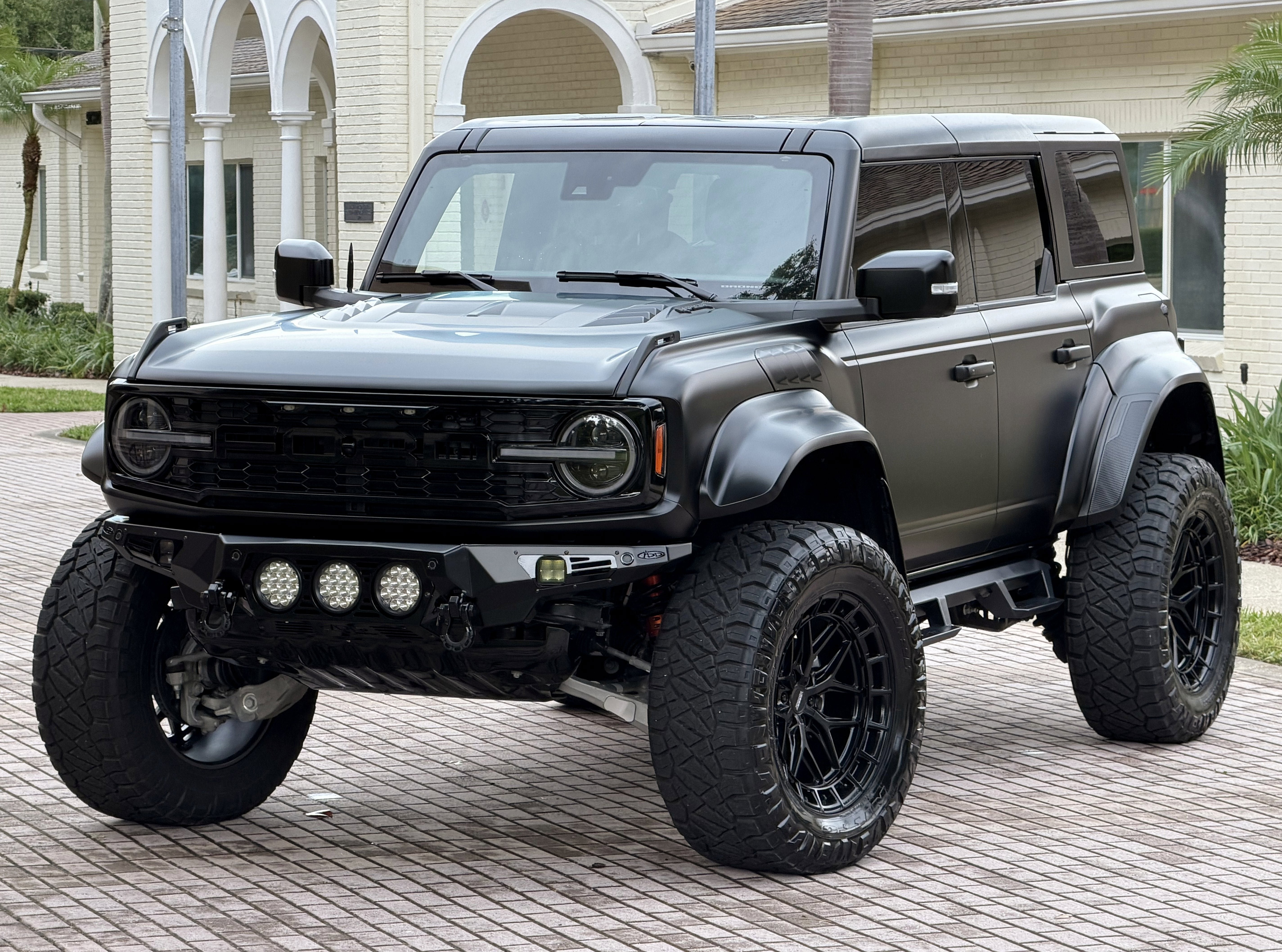 Used 2024 Ford Bronco Raptor w/ Interior Carbon Fiber Pack 6 AWD/4WD image 4