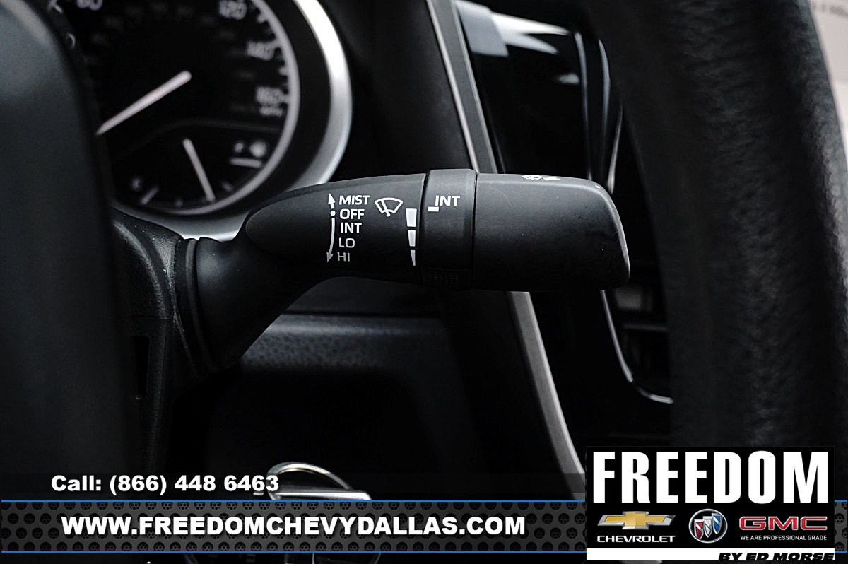 Used 2022 Toyota Camry LE image 27