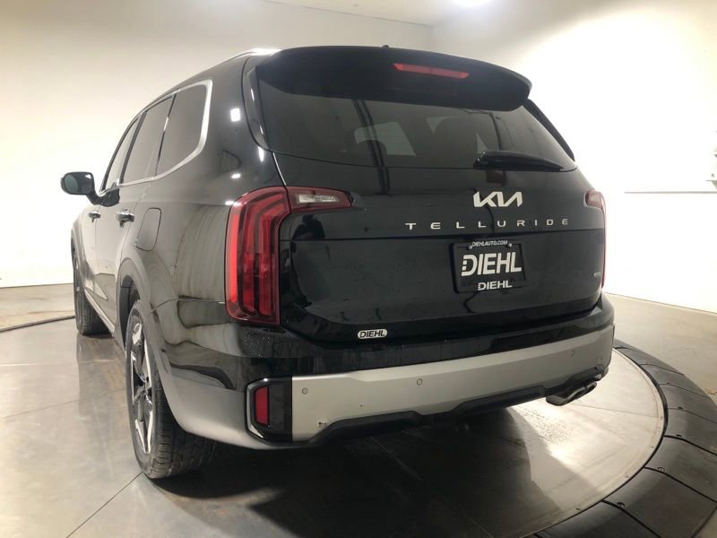 Used 2023 Kia Telluride S w/ S Sunroof Package image 5