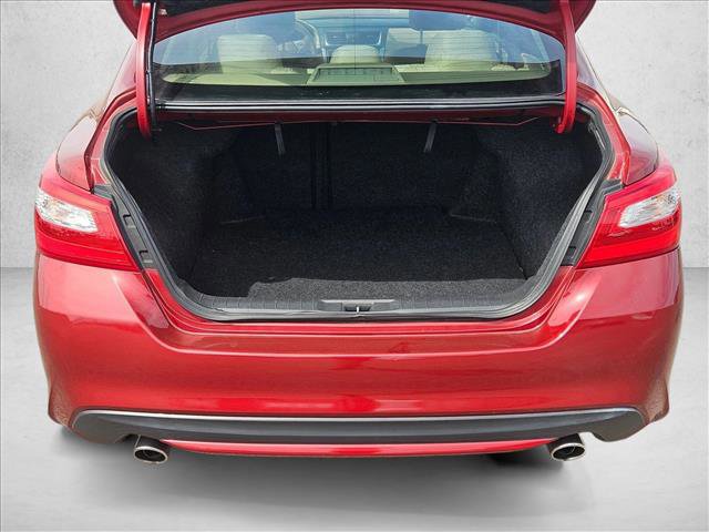 Used 2016 Nissan Altima 2.5 S w/ Power Driver Seat Package image 6