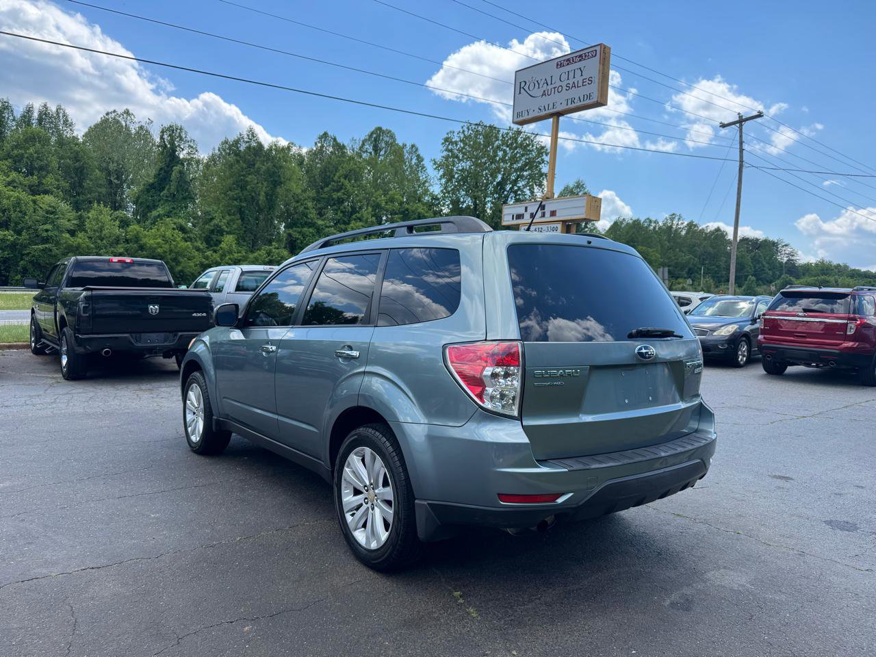 Used 2011 Subaru Forester 2.5X Premium AWD/4WD image 7