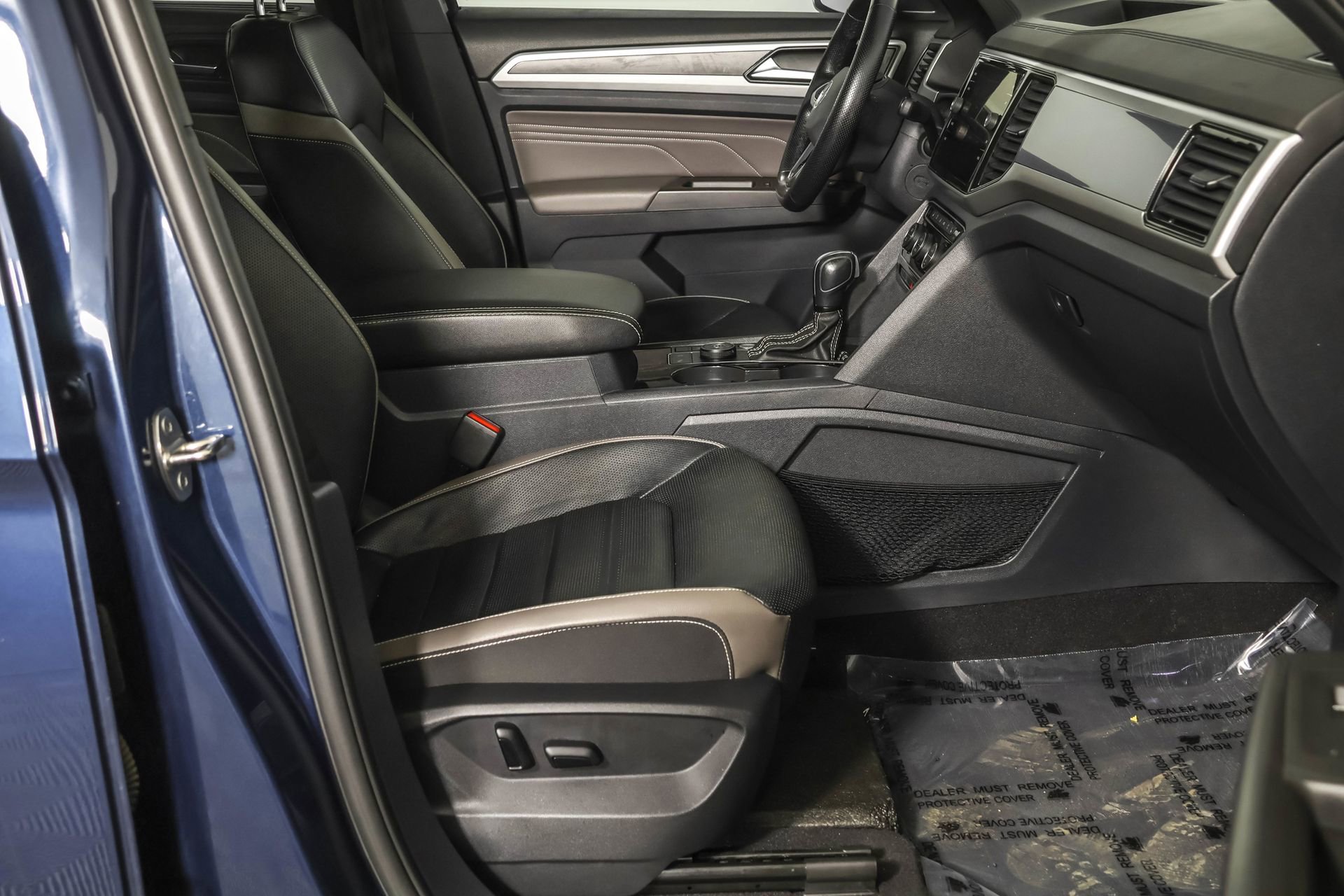 Used 2022 Volkswagen Atlas Cross Sport SEL Premium R-Line image 47