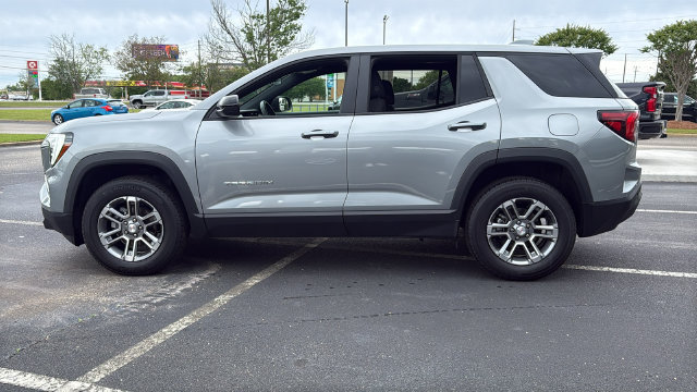 Used 2025 GMC Terrain Elevation AWD/4WD image 4