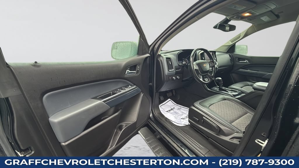 Used 2019 Chevrolet Colorado Z71 w/ Z71 Midnight Edition AWD/4WD image 24