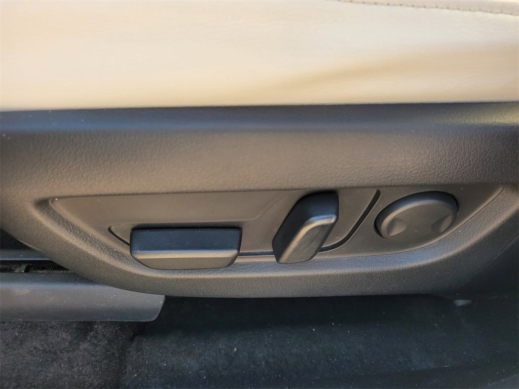 Certified 2025 MAZDA CX-90 3.3 Turbo w/ Premium Plus Pkg image 12