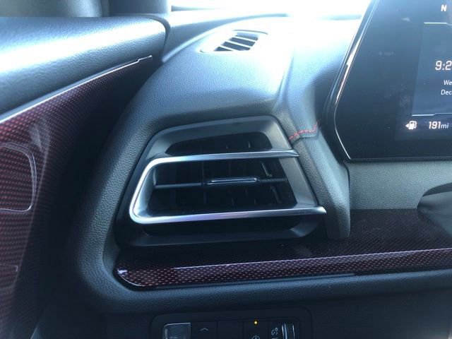 Used 2024 Chevrolet Traverse RS image 52