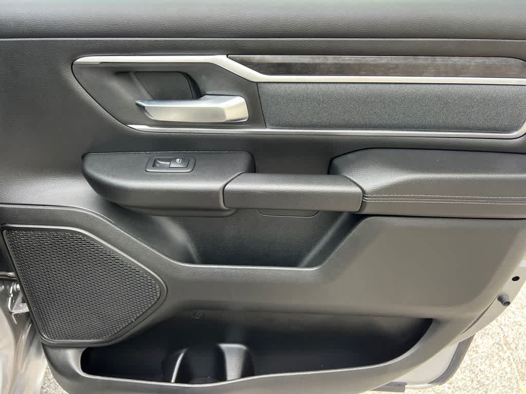 Used 2022 RAM 1500 Big Horn AWD/4WD image 17