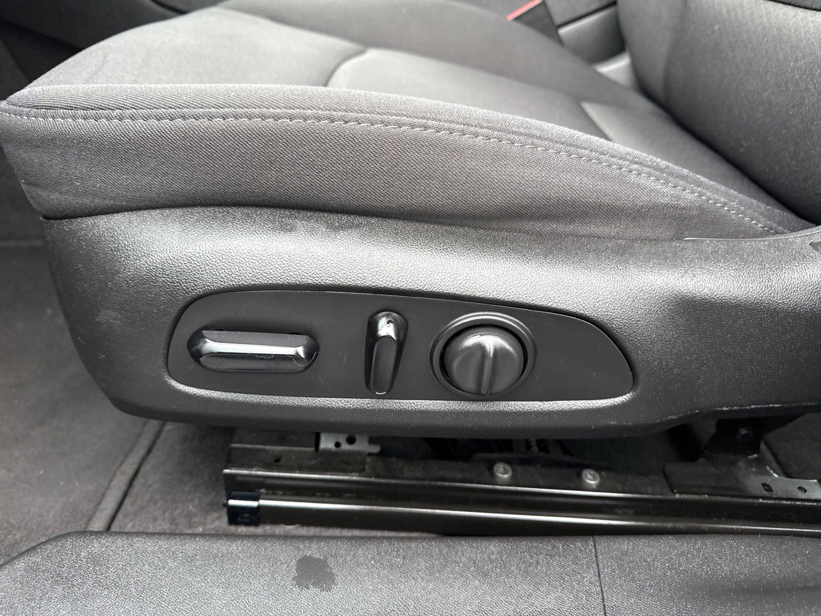 Used 2020 Chevrolet Malibu LT FWD image 14