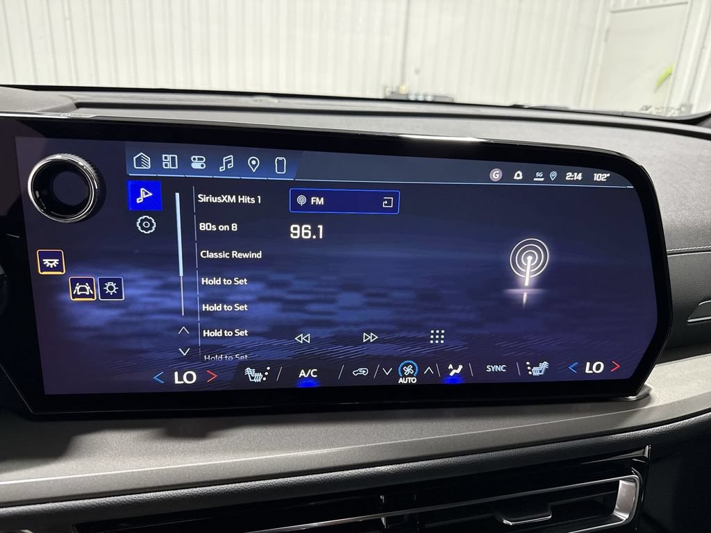 New 2027 Chevrolet Traverse LT w/ Driver Confidence Package FWD image 13