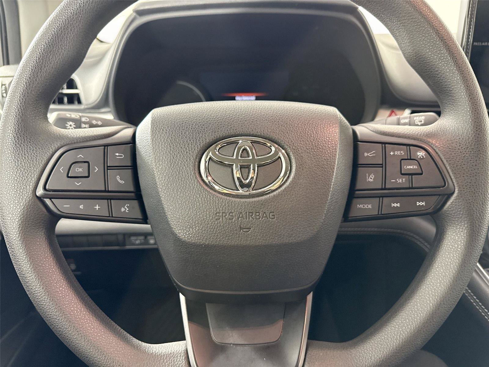 Certified 2026 Toyota Sienna LE FWD image 15