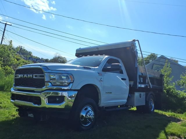 Used 2021 RAM 3500 Tradesman w/ Chrome Appearance Group AWD/4WD image 3