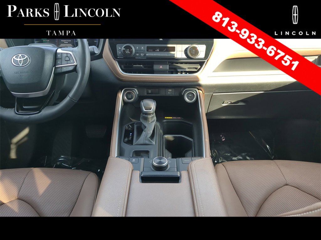 Used 2024 Toyota Grand Highlander Platinum image 14