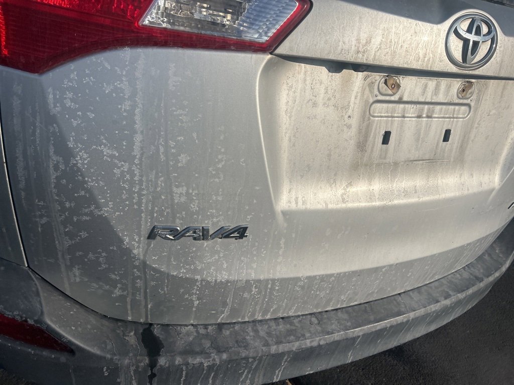 Used 2013 Toyota RAV4 LE image 15