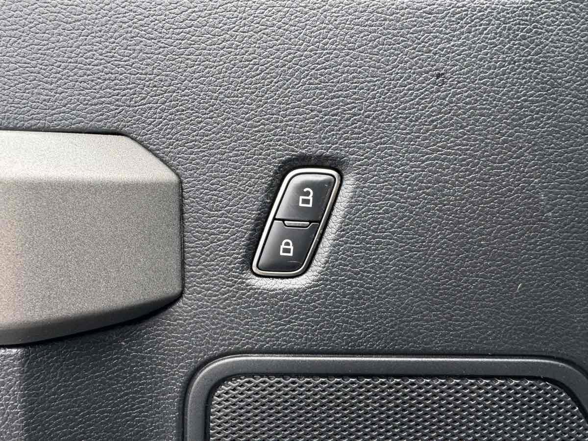 Used 2018 Ford F150 Raptor image 26