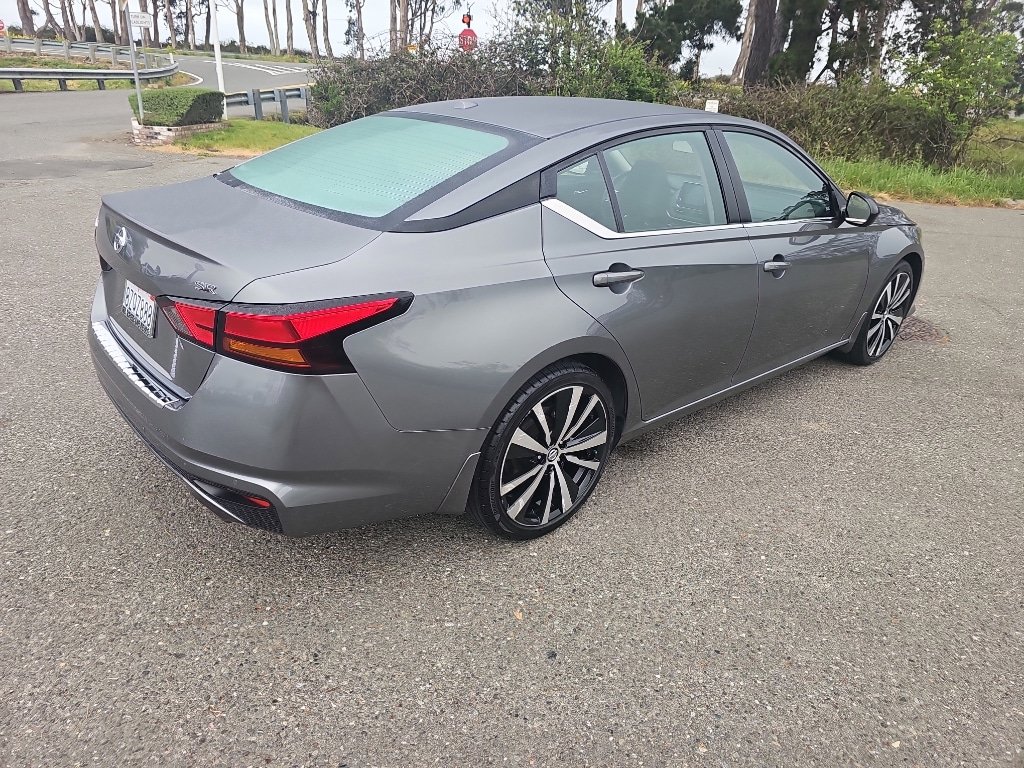Used 2021 Nissan Altima 2.5 SR FWD image 6