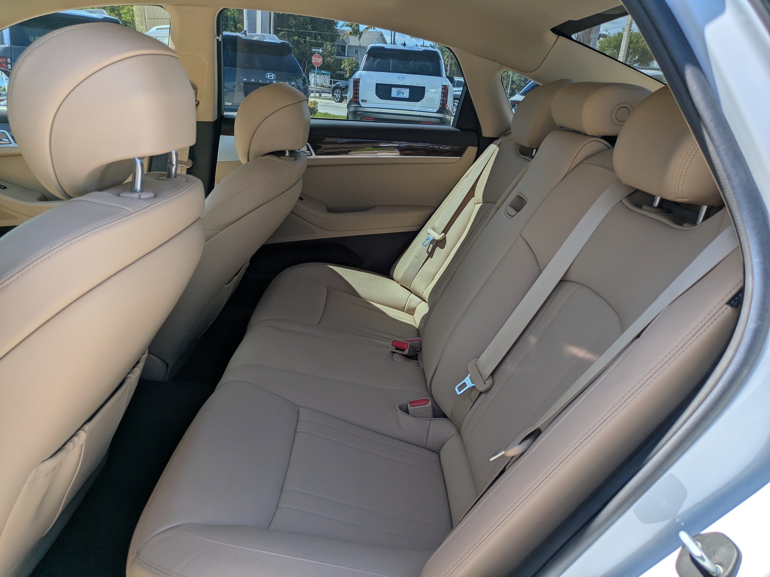 Used 2019 Genesis G80 3.8 image 12