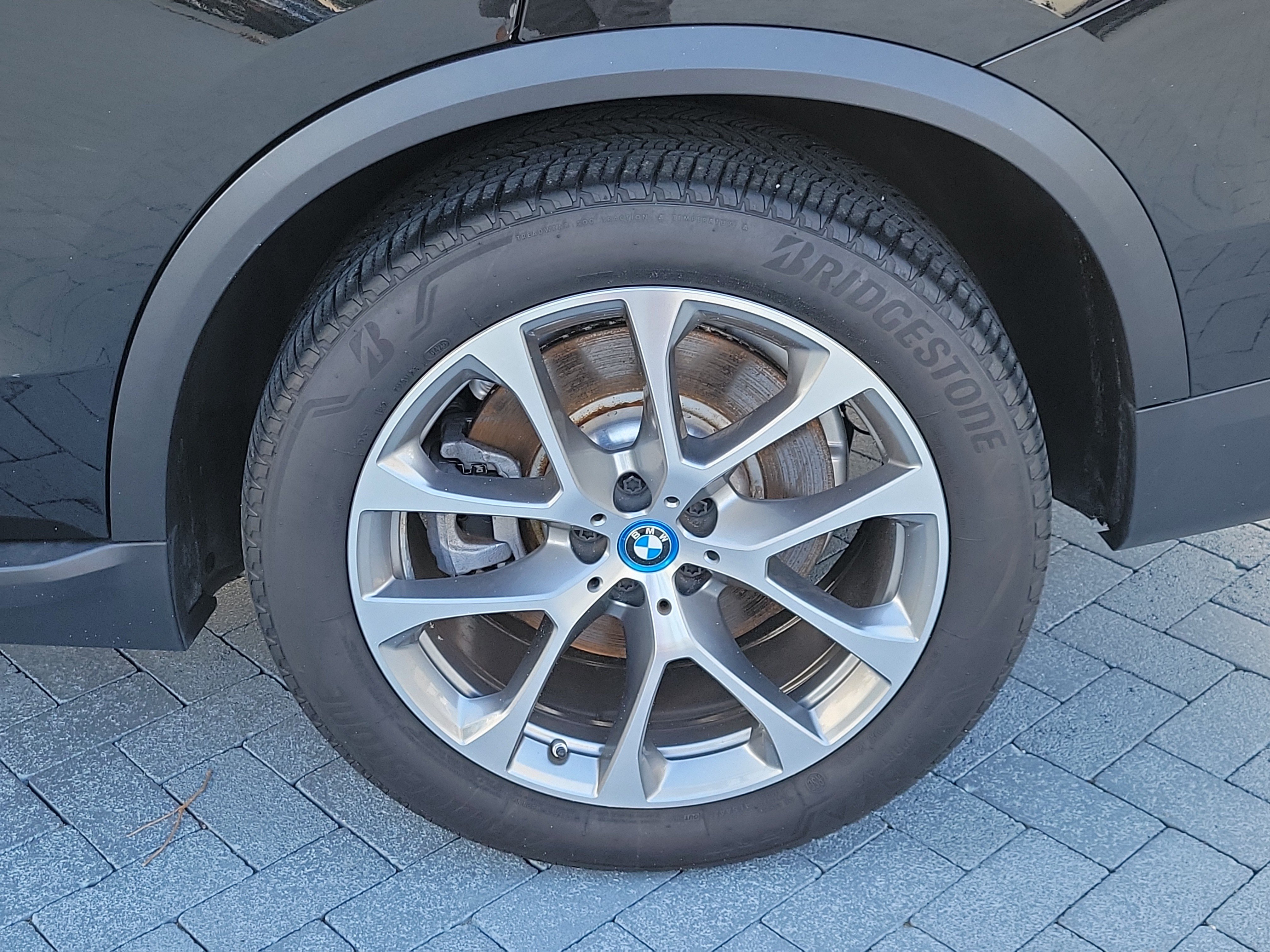 Used 2025 BMW X5 xDrive50e AWD/4WD image 6