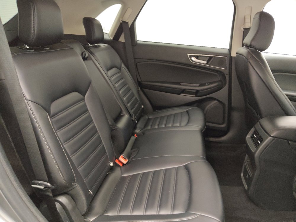Used 2023 Ford Edge SEL image 19