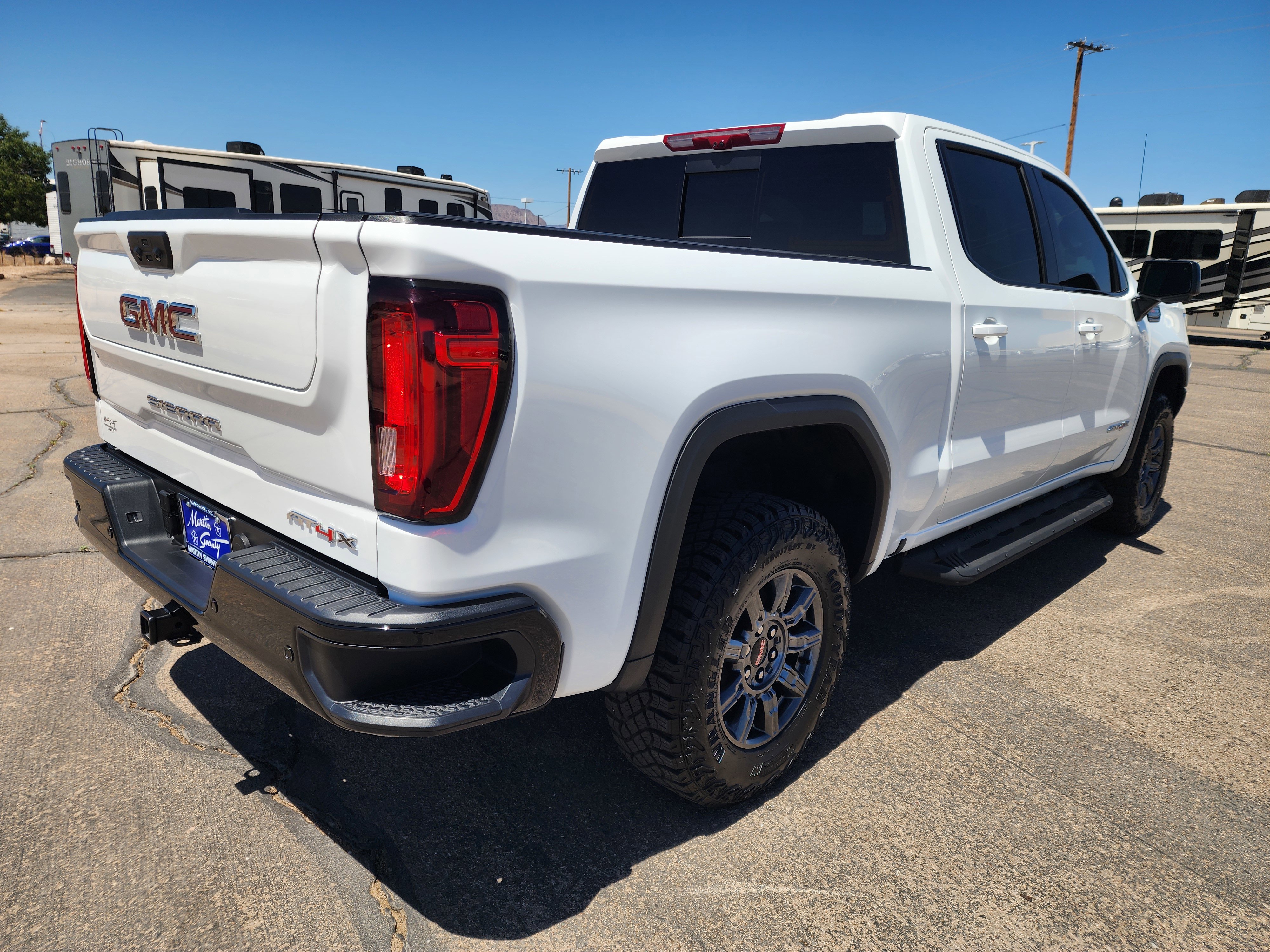 Used 2026 GMC Sierra 1500 AT4X AWD/4WD image 5