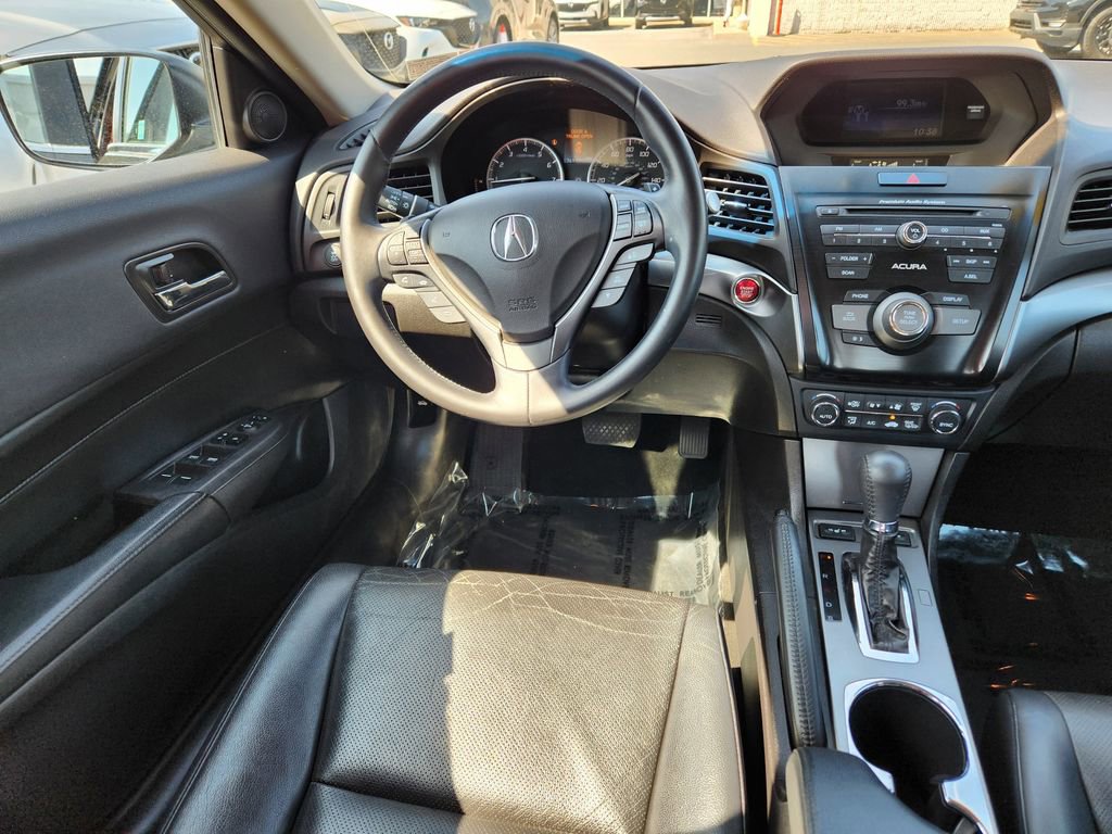 Used 2015 Acura ILX FWD image 13