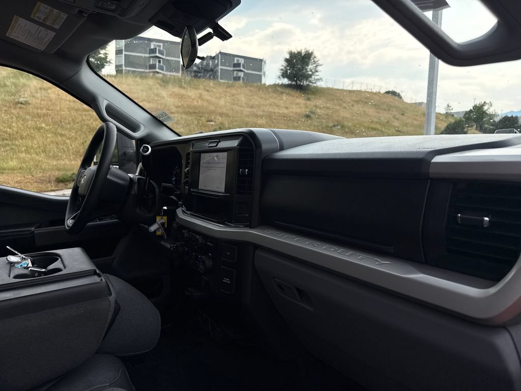 Certified 2025 Ford F250 XLT w/ 360-Degree Camera Package AWD/4WD image 34