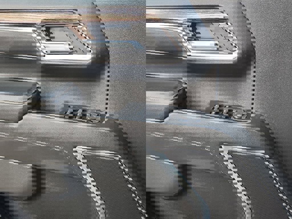 Used 2024 GMC Sierra 1500 Elevation w/ LPO, Elevation Black Package image 20